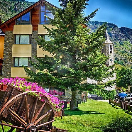 Hotel Roca Blanca Espot Exteriér fotografie